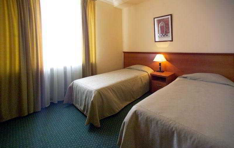 Aviatrans Hotel Yerevan Ruang foto